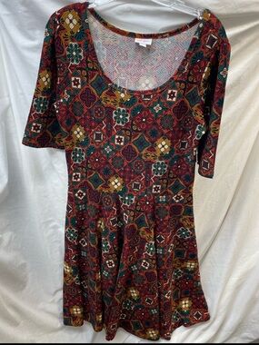 NEW!!! Lularoe Women’s Scoop Neck Fit & Flare Dress in Burgundy Multi sz 2xl